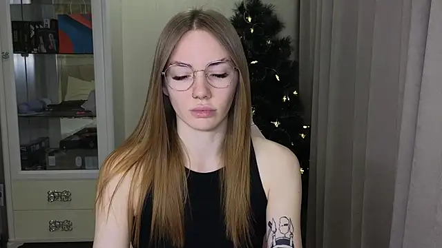 littlevildevil online show from December 2024 11:18:02 AM