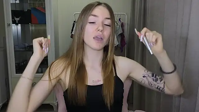 littlevildevil online show from January 2025 11:34:02 AM