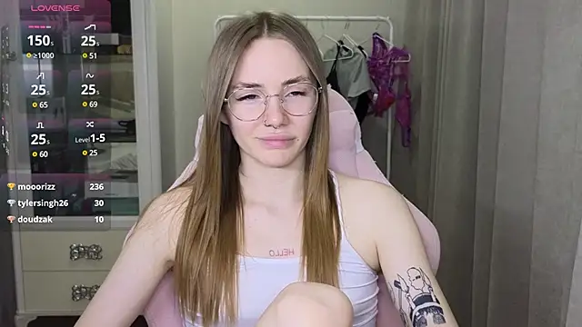 littlevildevil online show from February 2025 01:54:01 PM