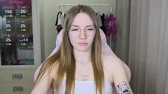 littlevildevil online show from March 2025 11:08:02 AM