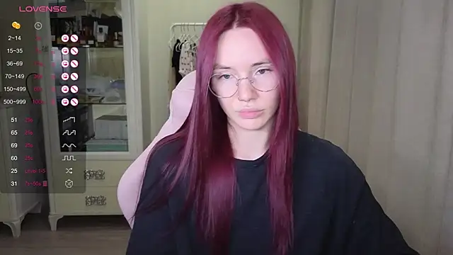 littlevildevil online show from September 2025 11:10:02 AM