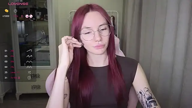 littlevildevil online show from September 2025 11:11:01 AM