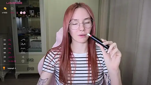 littlevildevil online show from October 2025 11:09:02 AM