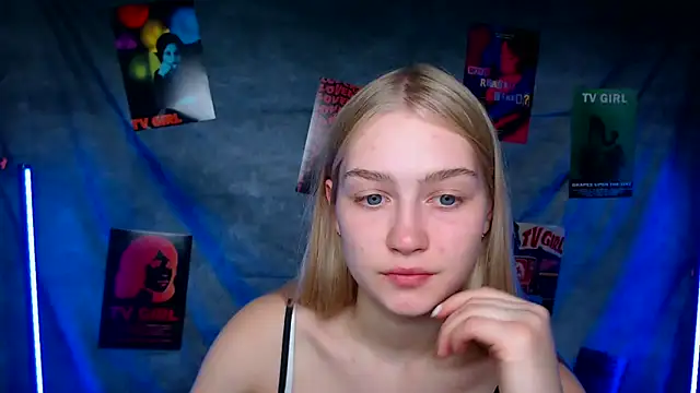 MademoiselleCl online show from September 2025 06:57:01 PM