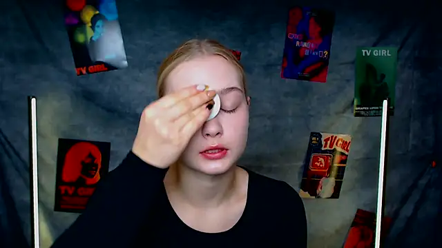 MademoiselleCl online show from October 2025 06:34:01 AM