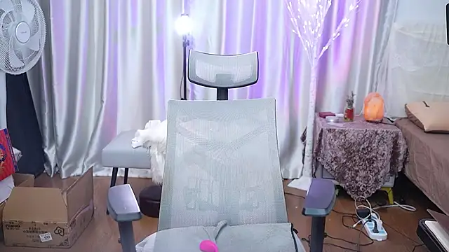 Snapshot of nono_babyy chatting on February 2026 01:43:02 AM nono babyy online show from February 2026 01:43:02 AM