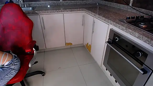 Snapshot of anna_alvarez chatting on February 2026 11:25:02 AM anna alvarez online show from February 2026 11:25:02 AM