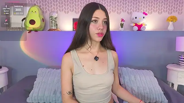 Snapshot of CheryelFox chatting on June 2026 09:30:01 PM CheryelFox online show from June 2026 09:30:01 PM