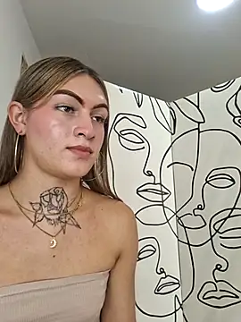 Lizz Luna online show from January 2025 07:18:01 PM