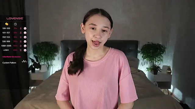 AislyEmbury online show from February 2025 01:25:02 AM