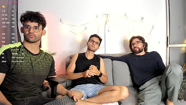 crisandrews online show from January 2025 03:43:02 AM