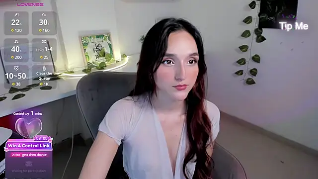 Snapshot of Dakota_Faning chatting on March 2025 01:53:02 PM Dakota Faning online show from March 2025 01:53:02 PM