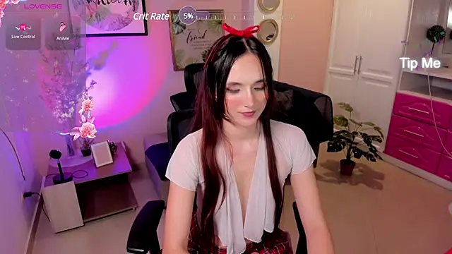 Snapshot of Dakota_Faning chatting on March 2025 04:53:01 PM Dakota Faning online show from March 2025 04:53:01 PM