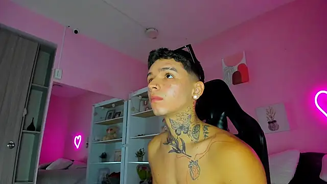 Ian Castillo  online show from September 2025 11:13:02 AM