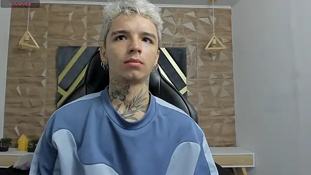 Snapshot of Ian_Castillo_ chatting on February 2026 11:18:01 AM Ian Castillo online show from February 2026 11:18:01 AM