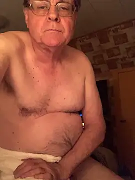 Tonybaloney1972 online show from April 2026 03:19:01 AM