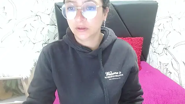 Snapshot of sarax_ximena chatting on January 2025 01:41:01 PM sarax ximena online show from January 2025 01:41:01 PM