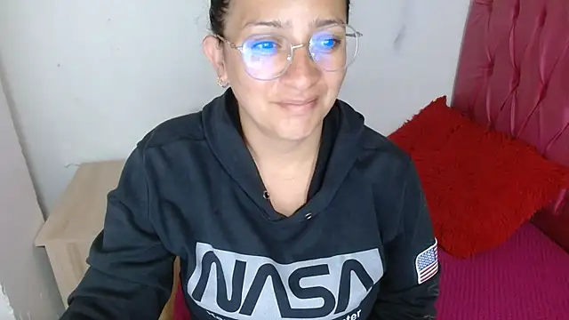 Snapshot of sarax_ximena chatting on November 2025 09:43:02 AM sarax ximena online show from November 2025 09:43:02 AM