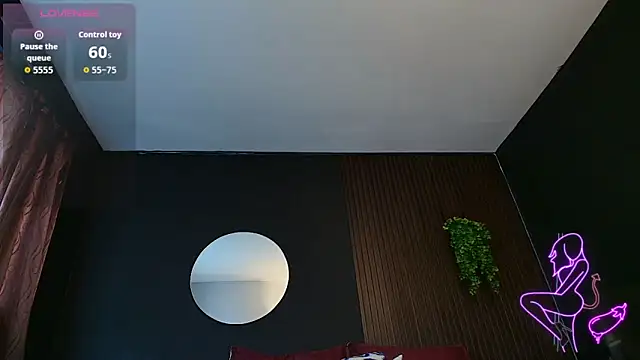 Aaron Jassell1 online show from October 2025 04:28:01 PM