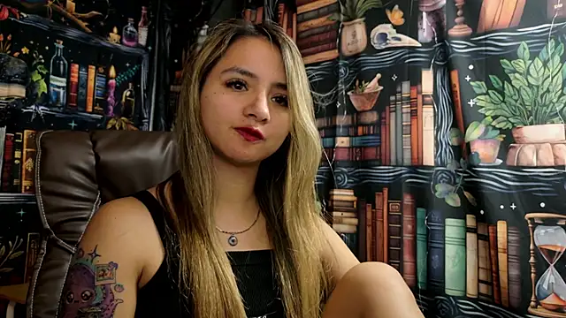 julietta   jackson online show from January 2025 08:15:01 PM