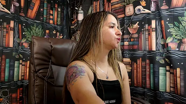 julietta   jackson online show from January 2025 08:21:01 PM