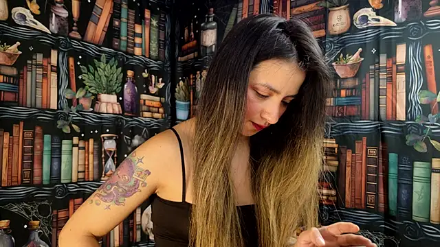 julietta   jackson online show from December 2025 08:25:01 PM