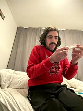 Snapshot of wolfwhite95 chatting on November 2025 11:10:02 PM wolfwhite95 online show from November 2025 11:10:02 PM