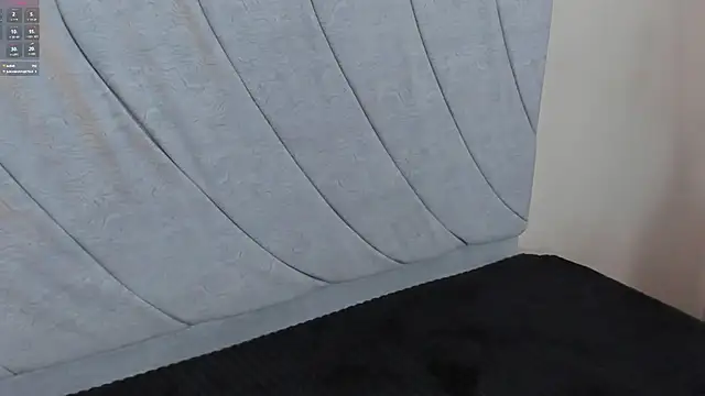 Snapshot of aprildreams19 chatting on January 2025 10:46:02 PM aprildreams19 online show from January 2025 10:46:02 PM