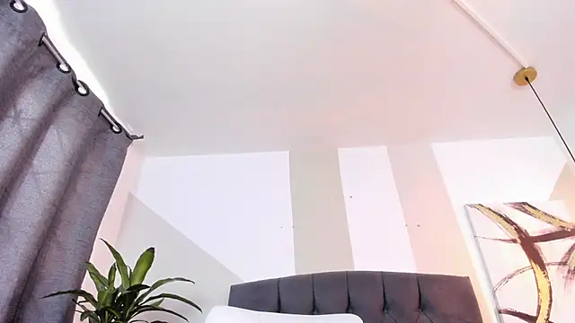 Snapshot of aprildreams19 chatting on February 2025 03:30:01 PM aprildreams19 online show from February 2025 03:30:01 PM