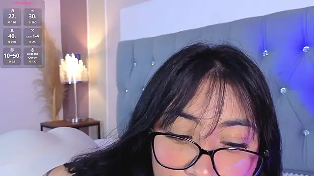 Snapshot of aprildreams19 chatting on February 2026 12:21:01 PM aprildreams19 online show from February 2026 12:21:01 PM