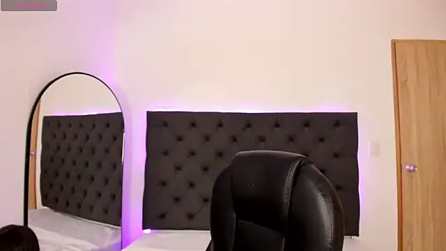 ninfomaria  online show from October 2025 04:37:02 PM