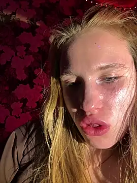 saint cat25 online show from April 2026 09:01:02 PM