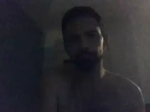 Snapshot of Romix2985 chatting on December 2024 04:17:01 PM Romix2985 online show from December 2024 04:17:01 PM