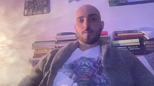 alessandromori91 online show from March 2026 08:34:01 PM