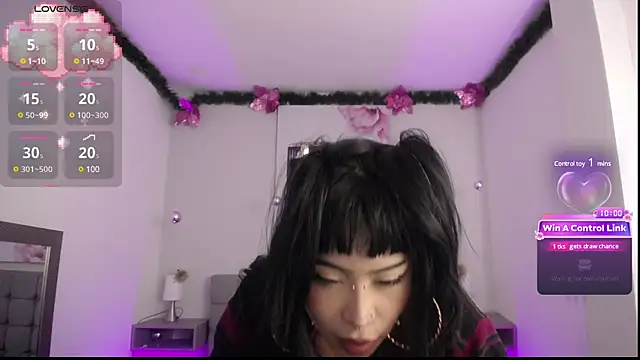 Violetta Suky online show from January 2025 01:43:01 PM