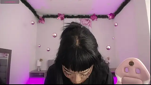 Violetta Suky online show from January 2025 12:49:01 PM