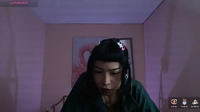 Violetta Suky online show from February 2025 01:01:01 PM