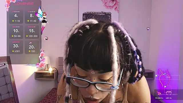 Violetta Suky online show from October 2025 03:29:01 PM