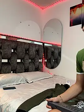 Alex and Fabian online show from January 2026 01:42:02 AM