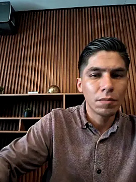 EddyMezo online show from April 2026 04:03:01 PM