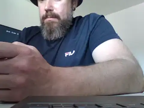 Snapshot of FROL83 chatting on June 2026 02:55:01 PM FROL83 online show from June 2026 02:55:01 PM