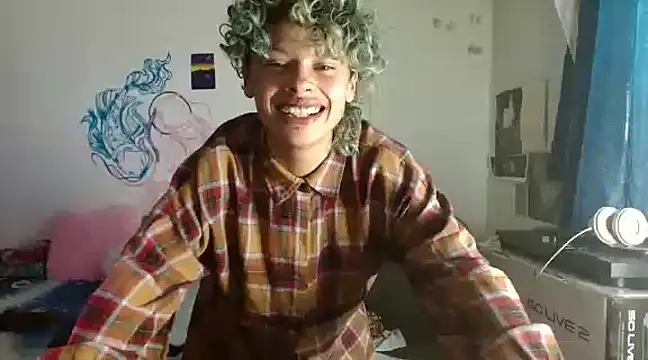 fenixmfx19 online show from December 2024 09:22:02 PM