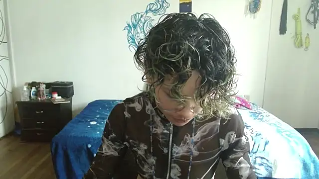 fenixmfx19 online show from March 2025 08:38:02 PM