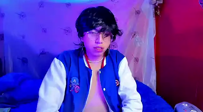 AnggelONfiree online show from December 2024 07:04:02 AM