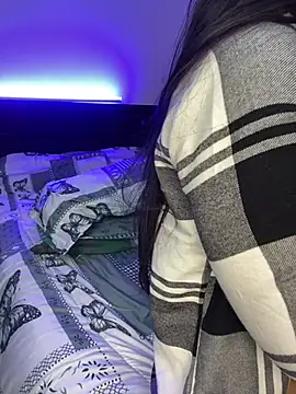 Isa bel online show from December 2024 04:34:02 AM