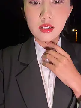 Snapshot of moneymaker_taipei chatting on October 2025 02:40:01 PM moneymaker taipei online show from October 2025 02:40:01 PM