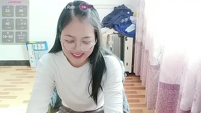 luoxuwen online show from February 2025 05:10:01 AM