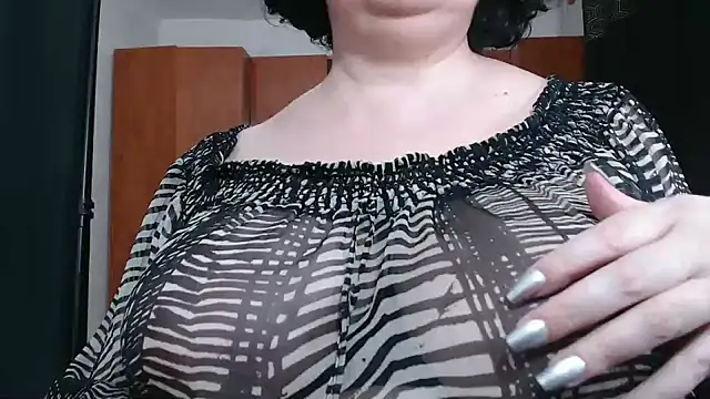  MissJ  online show from January 2025 11:47:02 AM