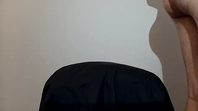 Snapshot of VariantHalf93 chatting on September 2025 06:18:02 PM VariantHalf93 online show from September 2025 06:18:02 PM