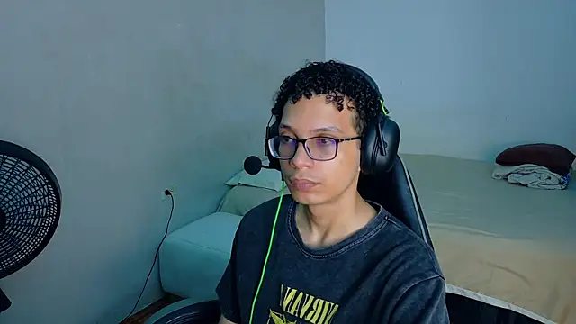 georgy nroses online show from November 2025 08:55:01 PM